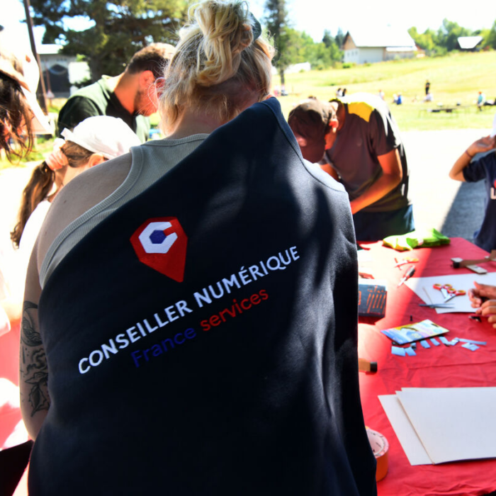 Atelier numérique « Crée ton propre sticker »